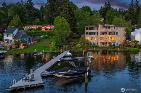 4511 Lake Washington Blvd. NE Kirkland WA 98033
