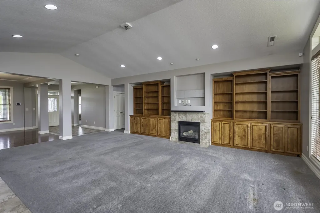419 S Astor Loop Moses Lake WA 98837