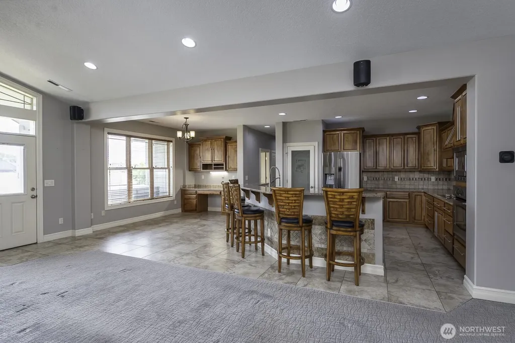 419 S Astor Loop Moses Lake WA 98837