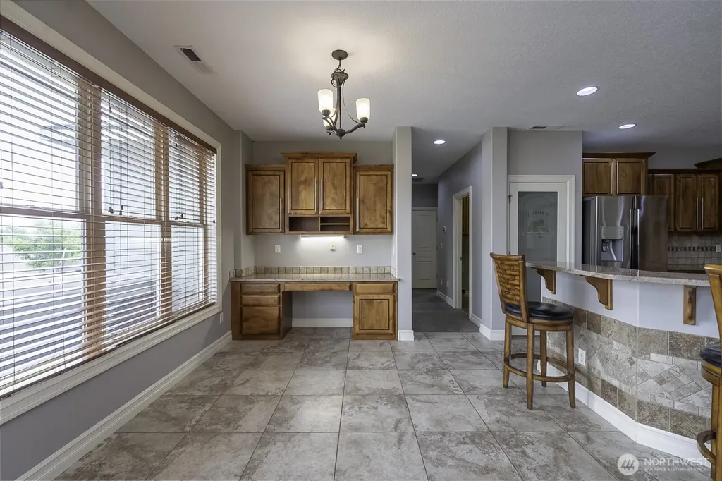 419 S Astor Loop Moses Lake WA 98837