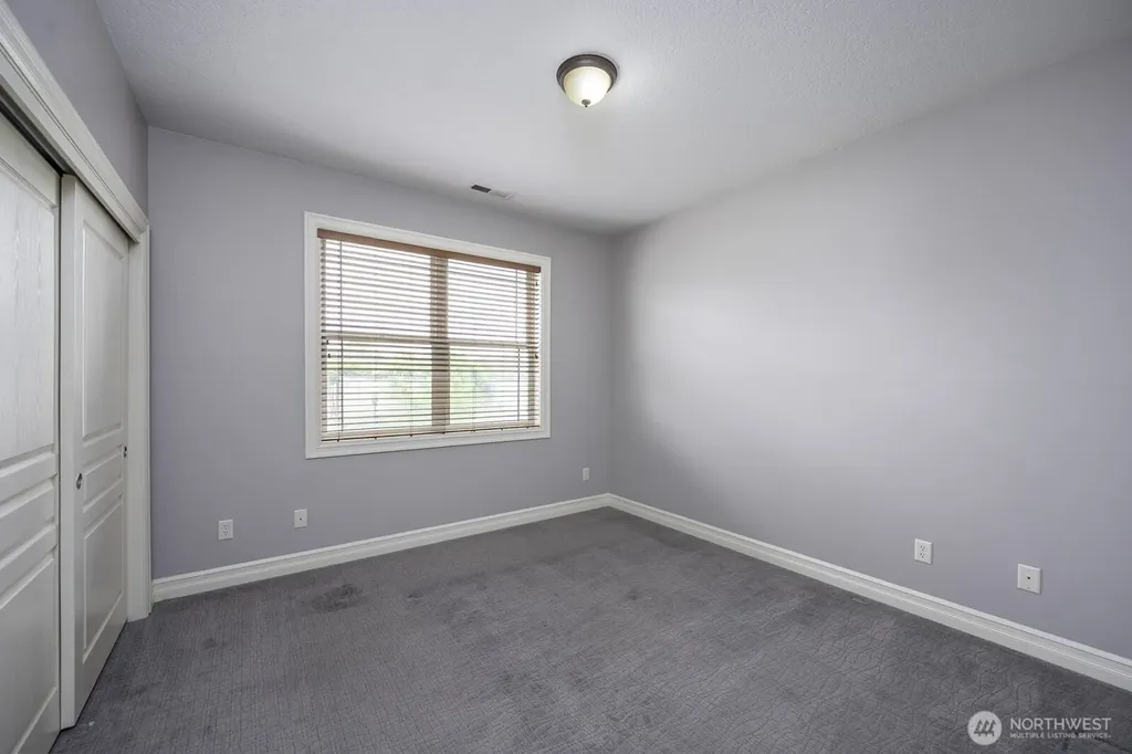 419 S Astor Loop Moses Lake WA 98837