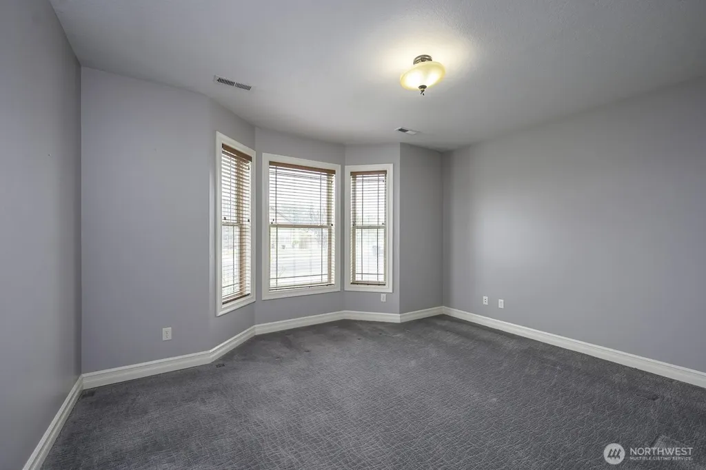 419 S Astor Loop Moses Lake WA 98837