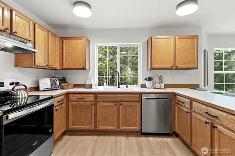 23508 SE 240th Place Maple Valley WA 98038
