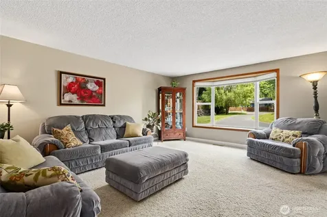 975 Front Street S Issaquah WA 98027