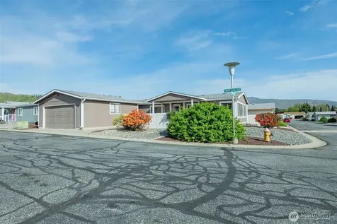 1706 Twin Peaks Drive Wenatchee WA 98801