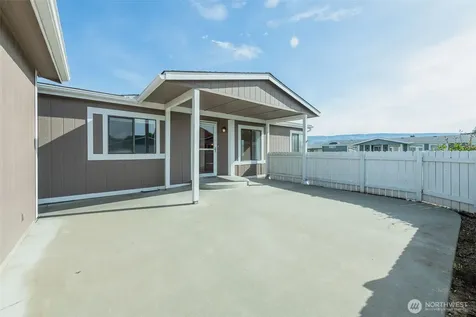 1706 Twin Peaks Drive Wenatchee WA 98801