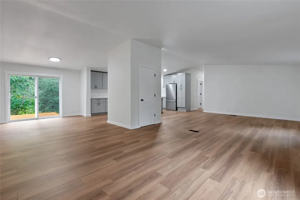 2074 W Cloquallum Road Shelton WA 98584