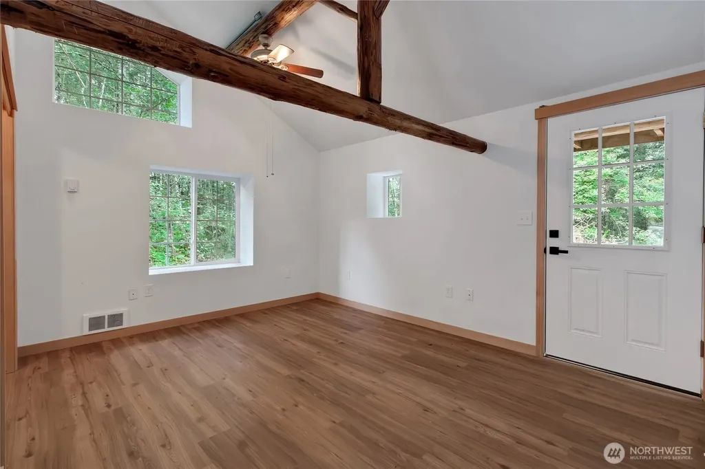 2074 W Cloquallum Road Shelton WA 98584