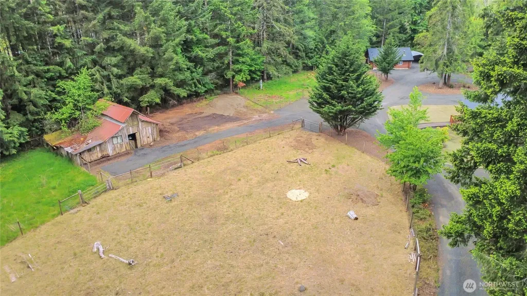 2074 W Cloquallum Road Shelton WA 98584