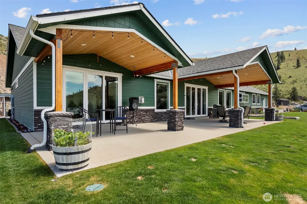 26 Corral Creek Drive Orondo WA 98843