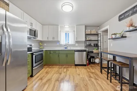 717 S 58th Street Tacoma WA 98408