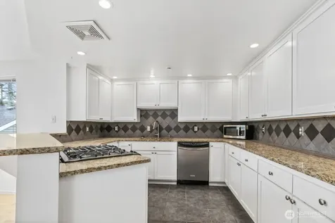 3633 22nd Avenue W Seattle WA 98199