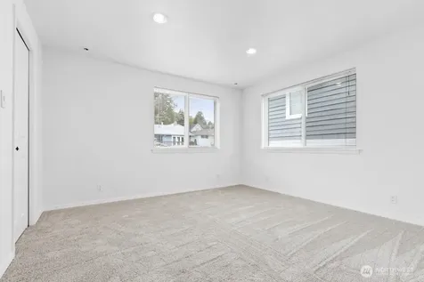 3633 22nd Avenue W Seattle WA 98199
