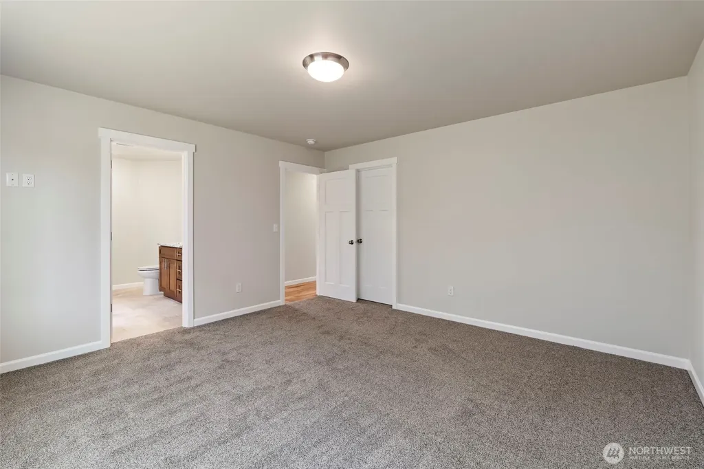 9609 179th Trail SW Rochester WA 98579
