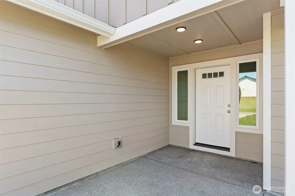 9609 179th Trail SW Rochester WA 98579