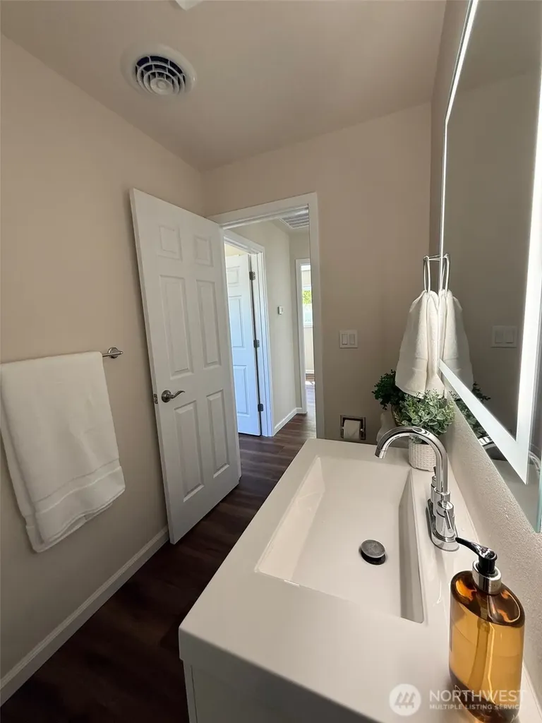 515 S Juniper Drive Moses Lake WA 98837