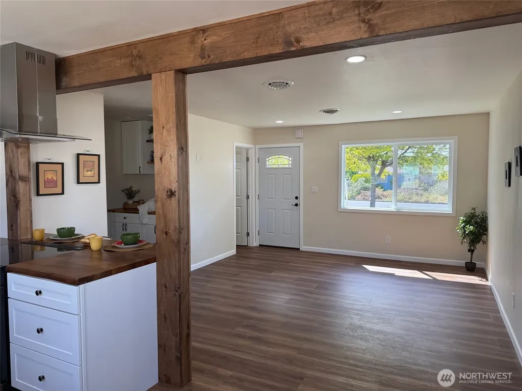 515 S Juniper Drive Moses Lake WA 98837