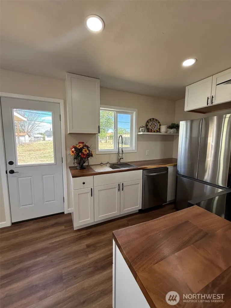 515 S Juniper Drive Moses Lake WA 98837