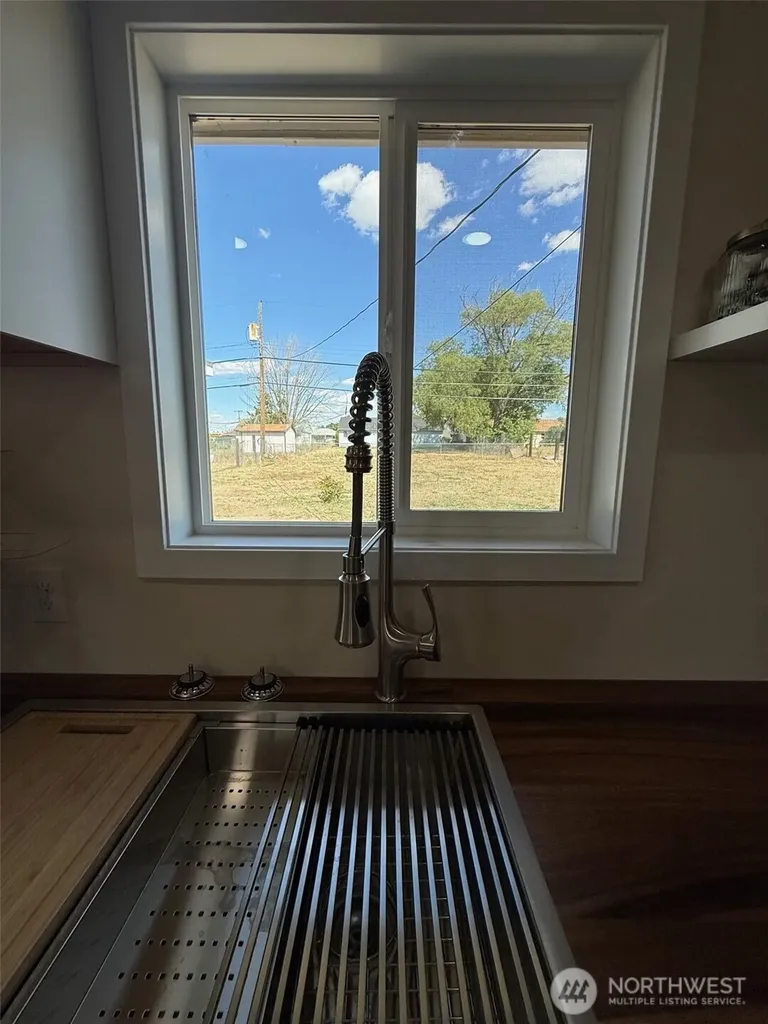 515 S Juniper Drive Moses Lake WA 98837