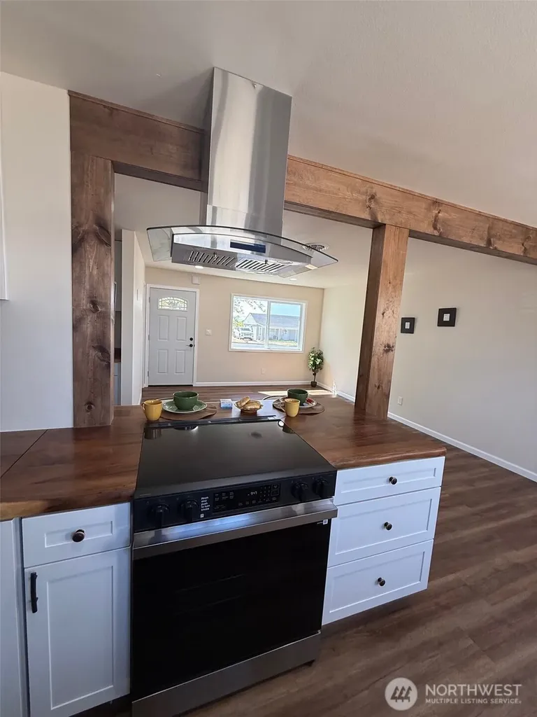 515 S Juniper Drive Moses Lake WA 98837