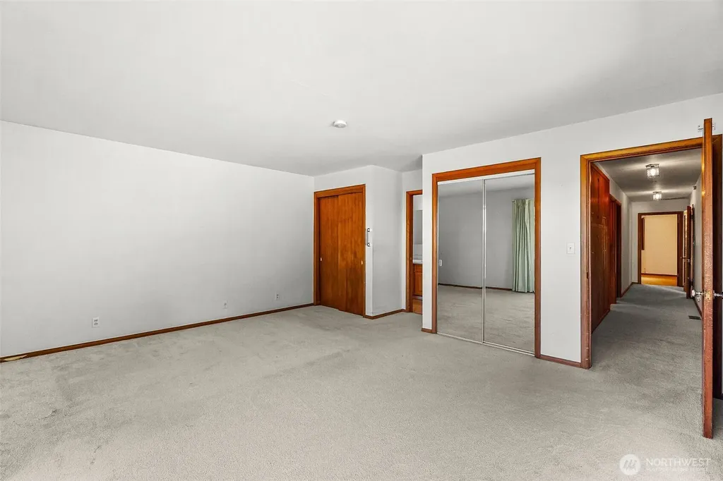 8006 Urquhart Street NW Olympia WA 98502