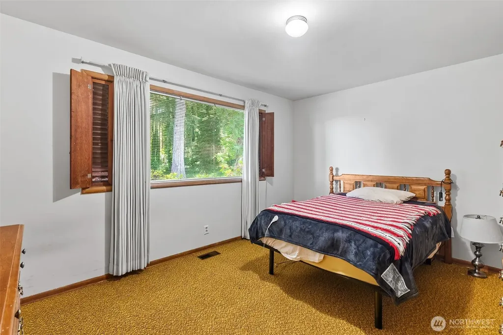8006 Urquhart Street NW Olympia WA 98502