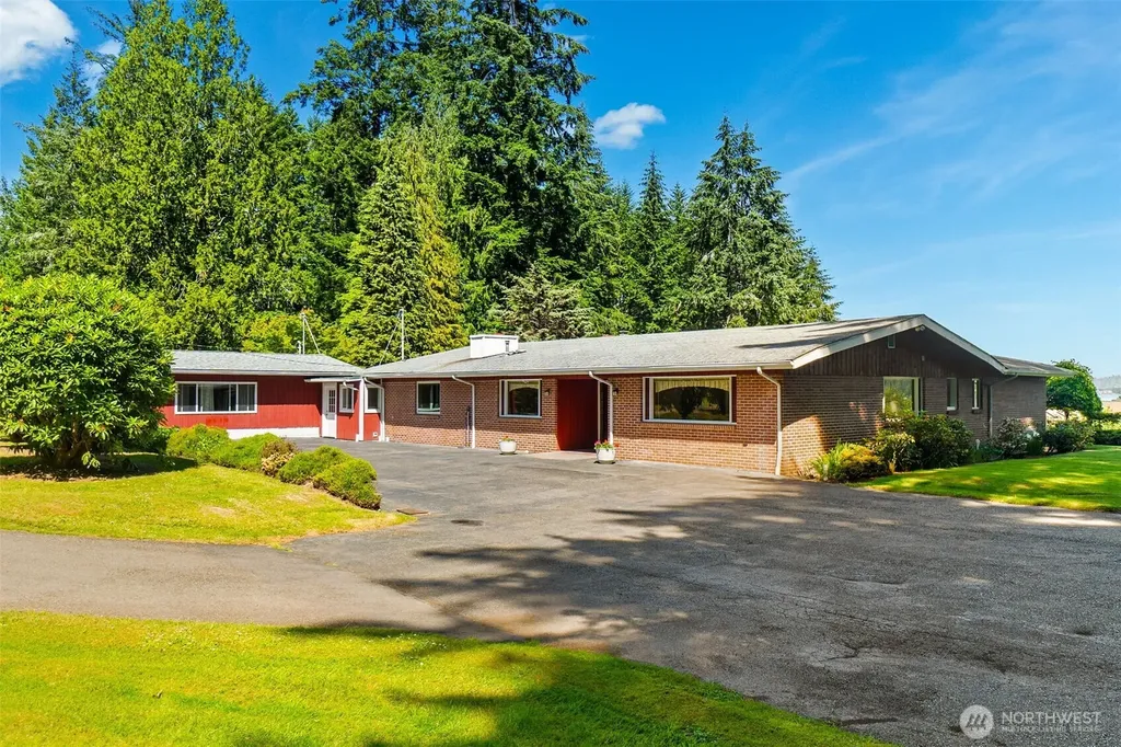 8006 Urquhart Street NW Olympia WA 98502