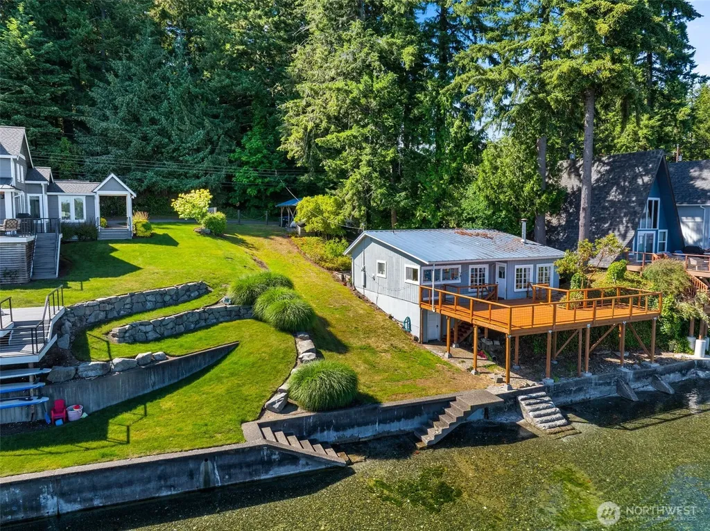 8006 Urquhart Street NW Olympia WA 98502