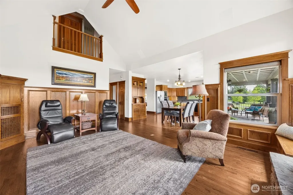 44414 14th Avenue E Eatonville WA 98328
