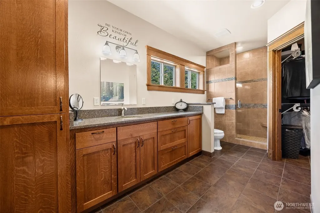 44414 14th Avenue E Eatonville WA 98328