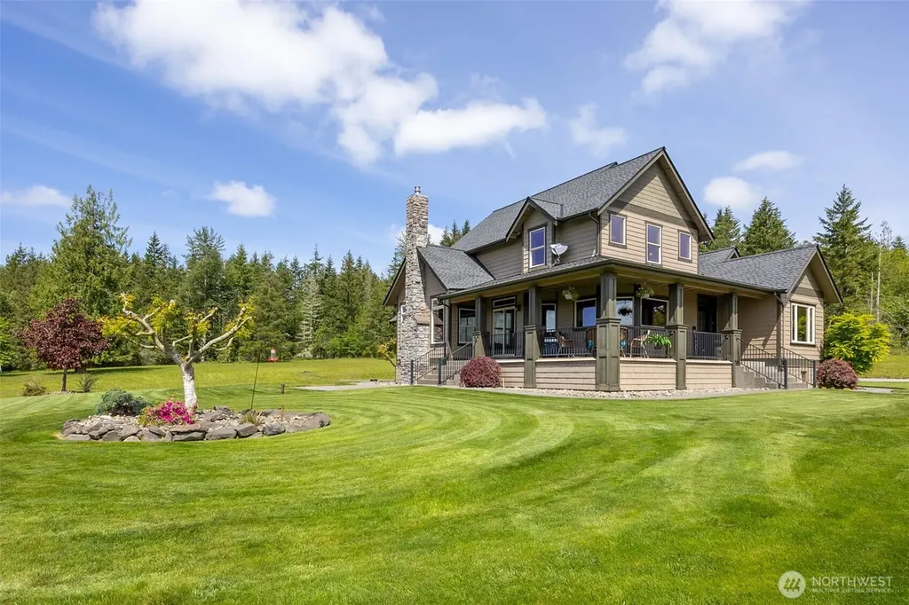 44414 14th Avenue E Eatonville WA 98328