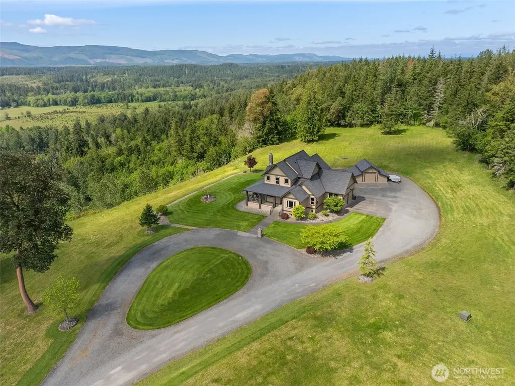 44414 14th Avenue E Eatonville WA 98328