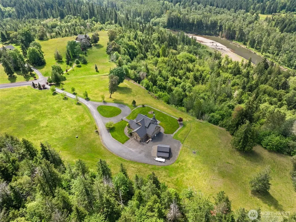 44414 14th Avenue E Eatonville WA 98328
