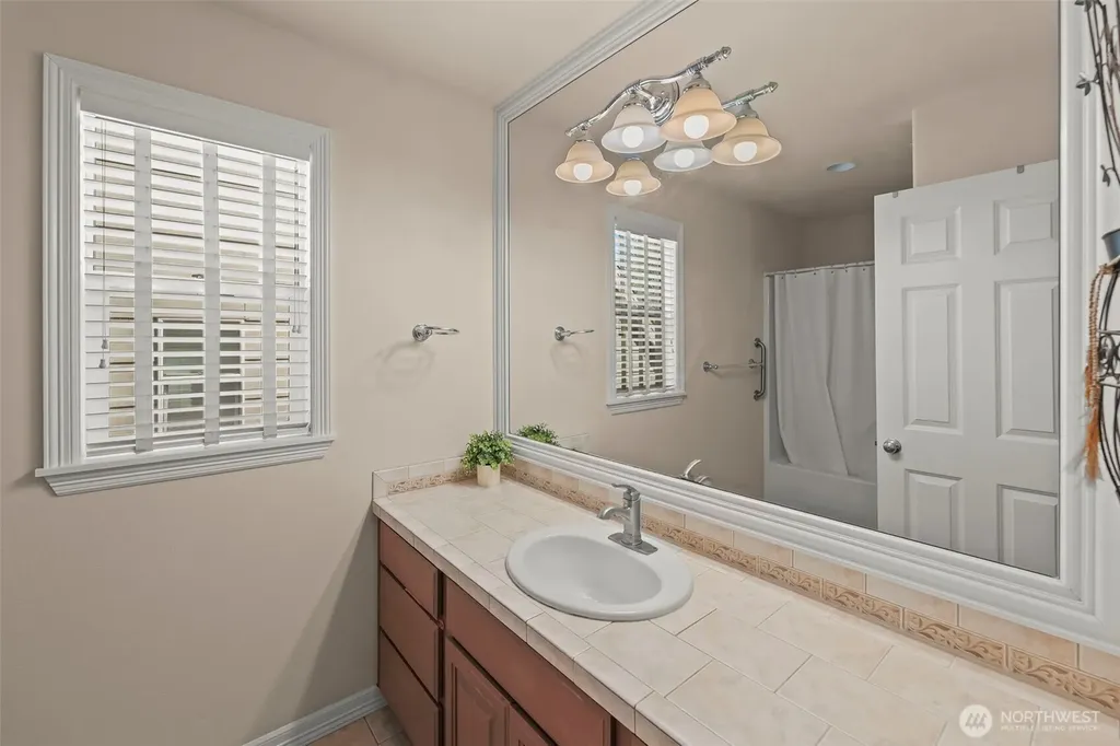 36010 11th Avenue SW Federal Way WA 98023
