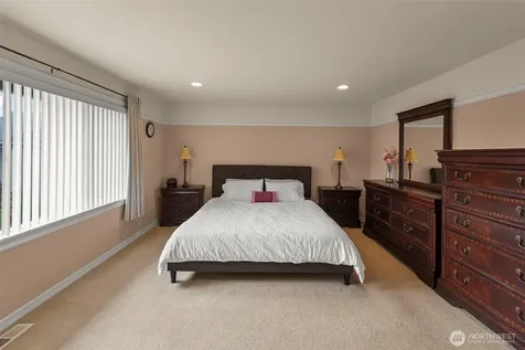 36010 11th Avenue SW Federal Way WA 98023