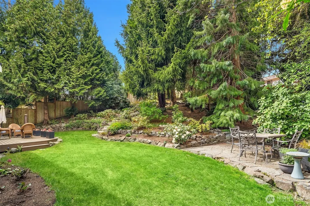 16290 SE 48th Drive Bellevue WA 98006