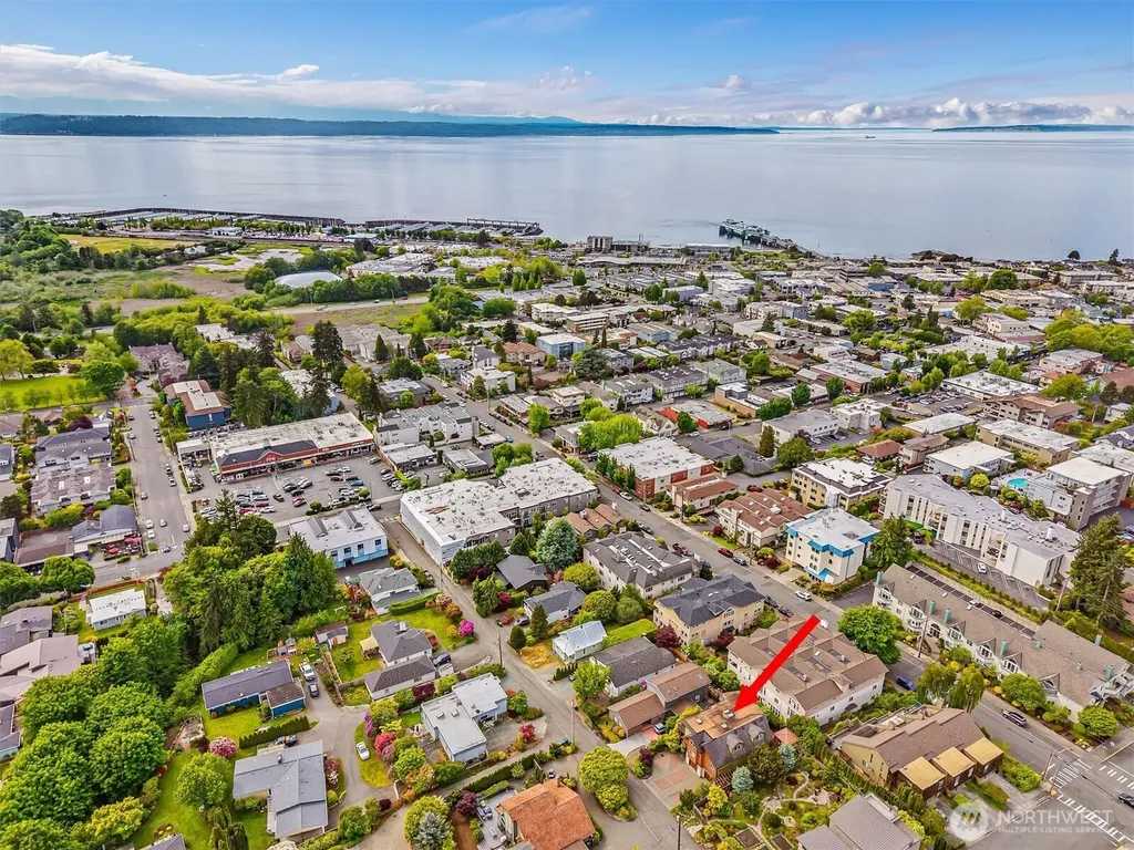 545 Holly Drive Edmonds WA 98020