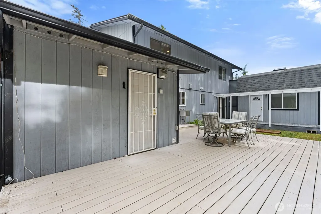 1308 Alki Street NE Olympia WA 98516