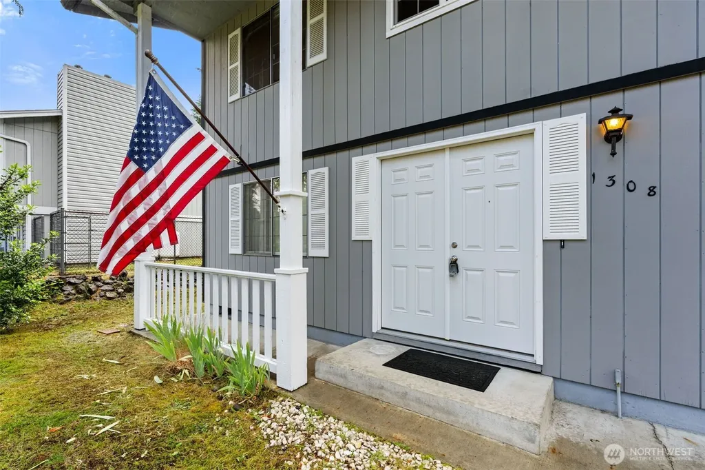 1308 Alki Street NE Olympia WA 98516