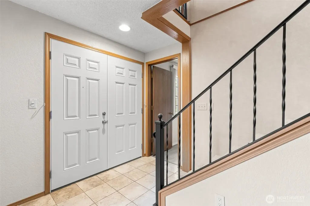 1308 Alki Street NE Olympia WA 98516