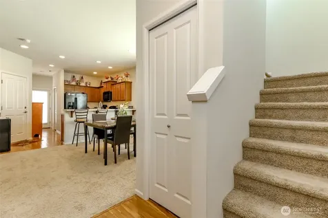 4712 Court R Court Tacoma WA 98404