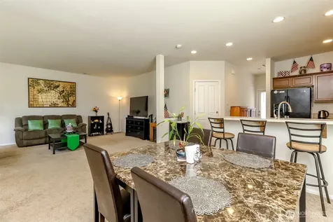 4712 Court R Court Tacoma WA 98404