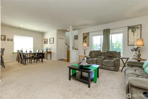4712 Court R Court Tacoma WA 98404