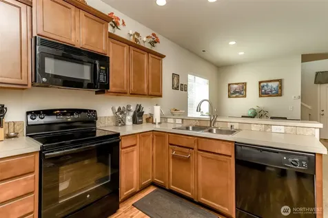 4712 Court R Court Tacoma WA 98404