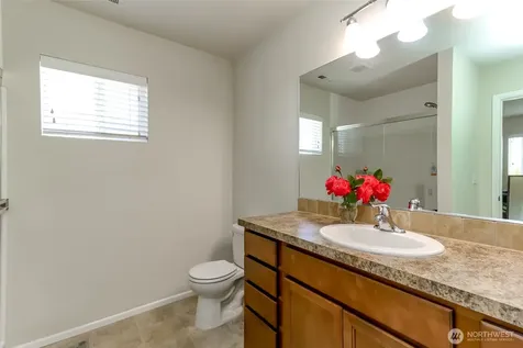 4712 Court R Court Tacoma WA 98404