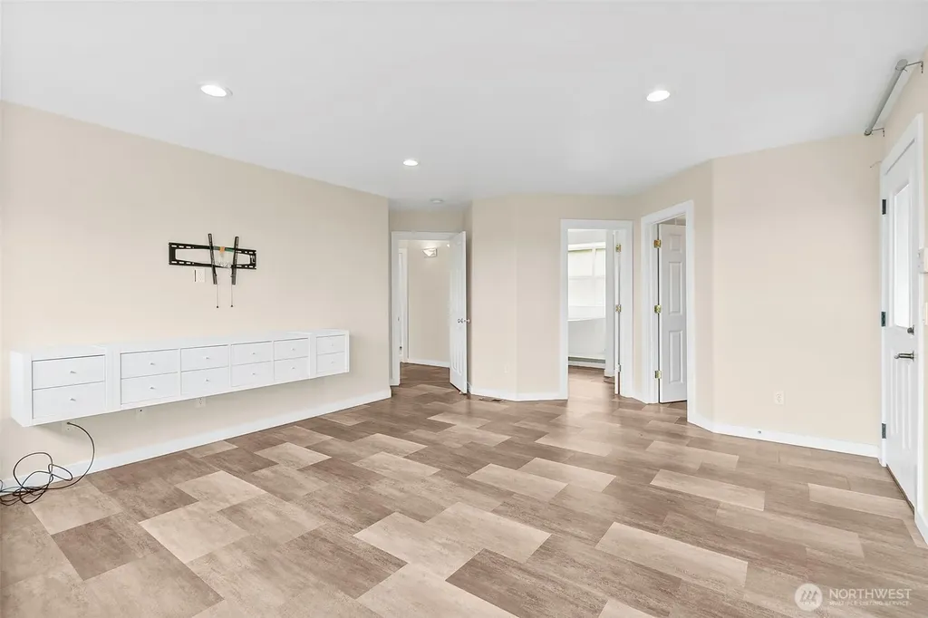 18105 85th Street E Bonney Lake WA 98391