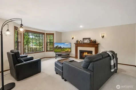33339 5th Place SW Federal Way WA 98023