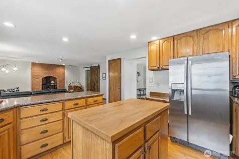 33339 5th Place SW Federal Way WA 98023