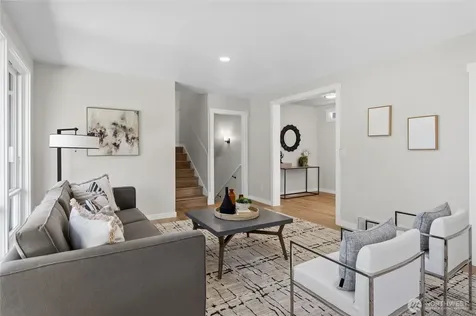 8613 4th Place SE Everett WA 98208