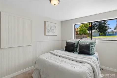 8613 4th Place SE Everett WA 98208